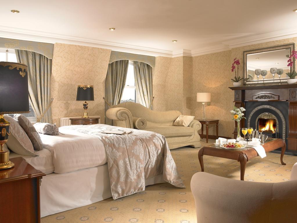 Bridge House Hotel, Leisure Club & Spa ทัลลามอร์ ภายนอก รูปภาพ